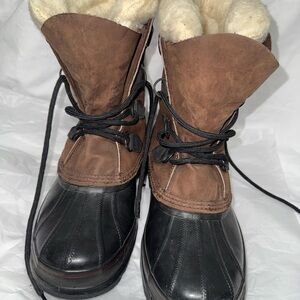 Sorrel Bighorn Men’s Brown and Black Winter Boots size 8